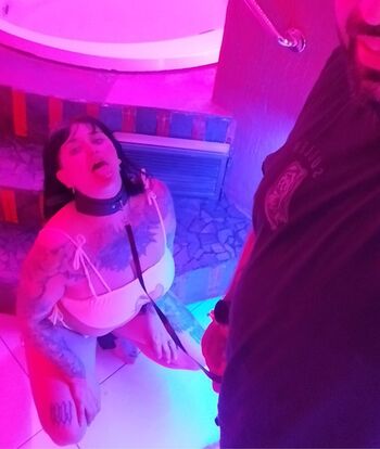 Full leaked Romy k private onlyfans photo