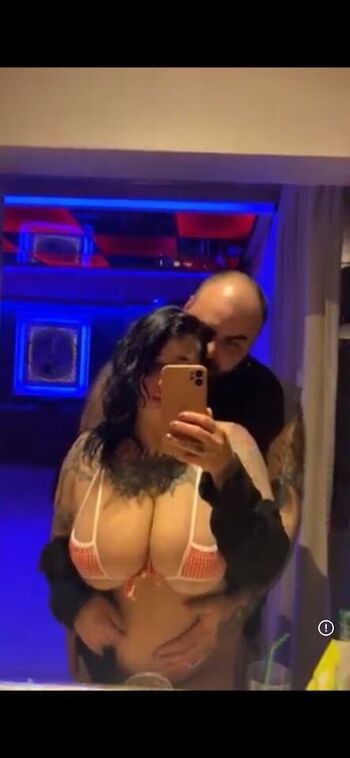 Full leaked Romy k private onlyfans photo