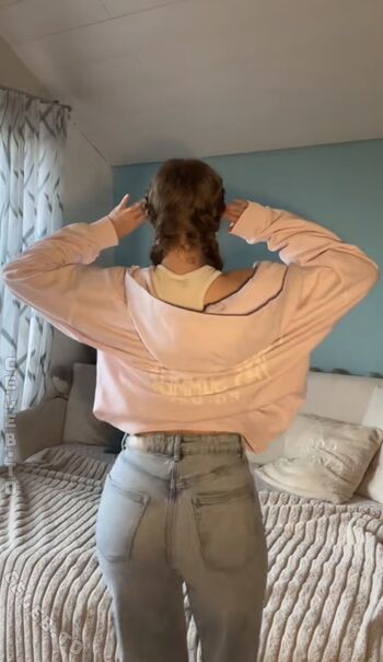 Full leaked Romysvibess private onlyfans photo