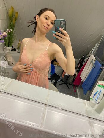 Full leaked Ronya eastgermany private onlyfans photo