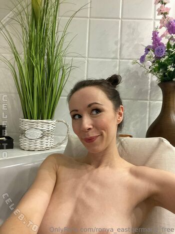 Full leaked Ronya eastgermany private onlyfans photo