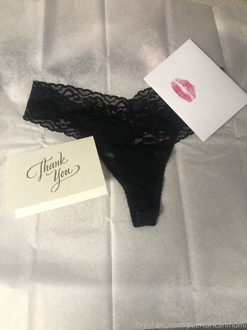 Full leaked Rooxie private onlyfans photo