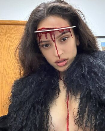 Full leaked Rosalia private onlyfans photo