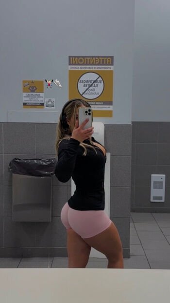 Full leaked Rosalie plante private onlyfans photo