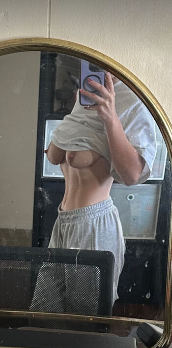 Full leaked Rose w page private onlyfans photo