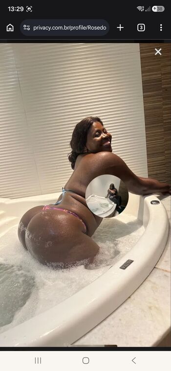 Full leaked Rosebronze private onlyfans photo