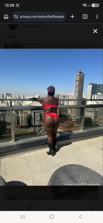 Full leaked Rosebronze private onlyfans photo