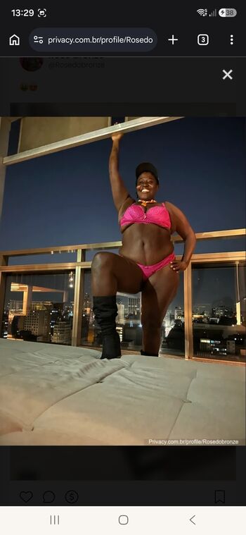 Full leaked Rosebronze private onlyfans photo