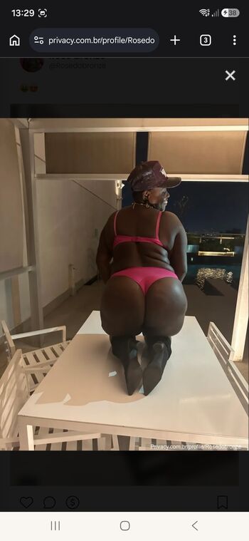Full leaked Rosebronze private onlyfans photo