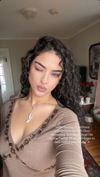 Full leaked Roseistheart private onlyfans photo