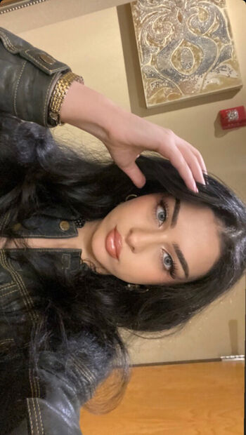 Full leaked Roseistheart private onlyfans photo