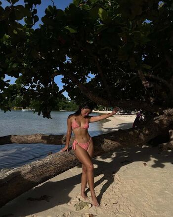 Full leaked Roselle vytiaco private onlyfans photo