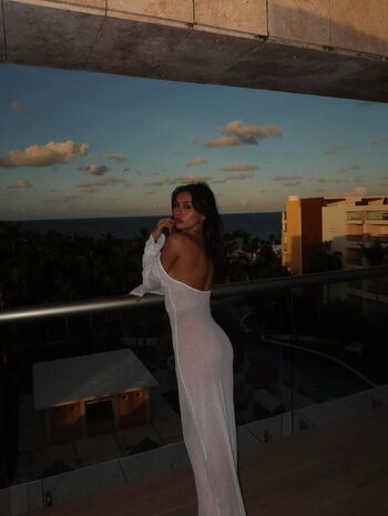 Full leaked Rosesandrozay private onlyfans photo