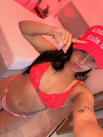Full leaked Rosiebaee private onlyfans photo