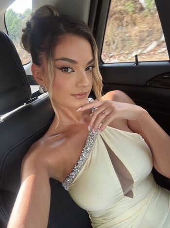 Full leaked Rossela janina private onlyfans photo