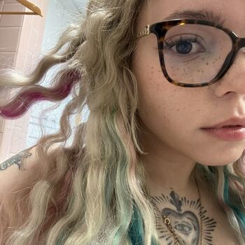 Full leaked Rottedbrainz private onlyfans photo