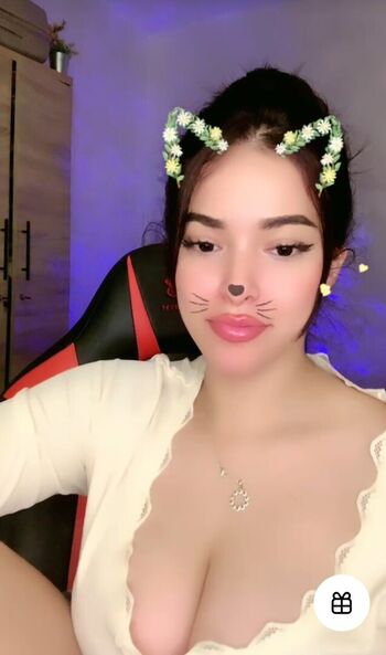 Full leaked Rouh private onlyfans photo