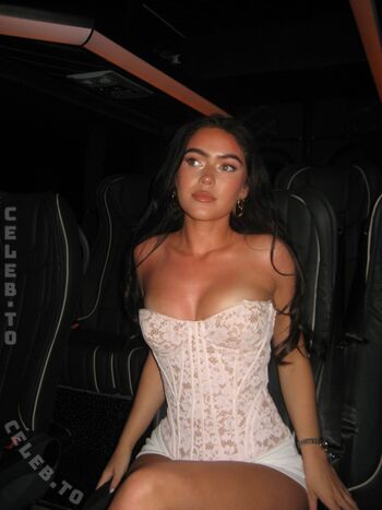Full leaked Roxanarosuu page private onlyfans photo