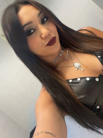 Full leaked Roxanne perez private onlyfans photo