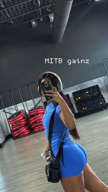 Full leaked Roxanne perez private onlyfans photo