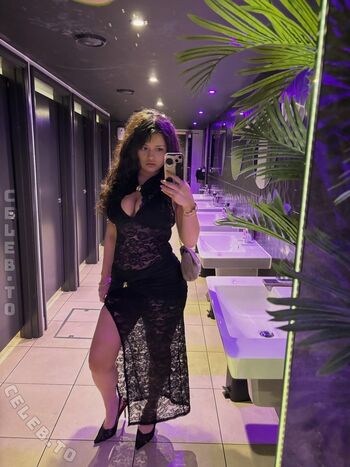 Full leaked Roxy mya private onlyfans photo