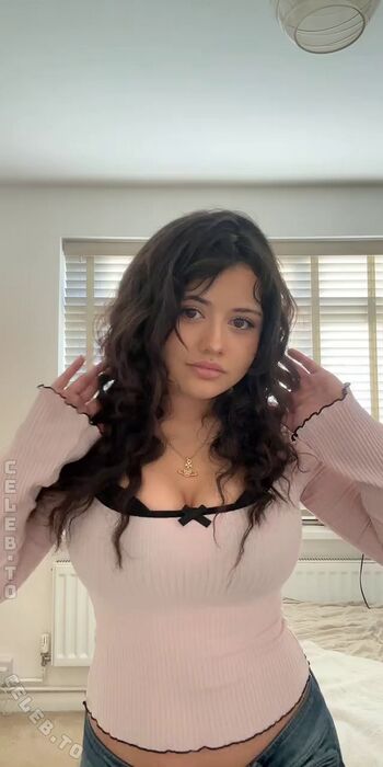 Full leaked Roxy mya private onlyfans photo