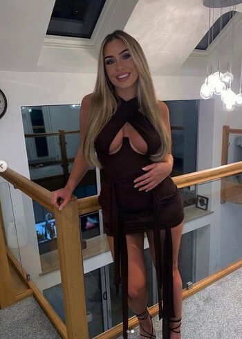Full leaked Roxyrhoades private onlyfans photo