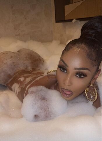 Full leaked Royalty kt private onlyfans photo