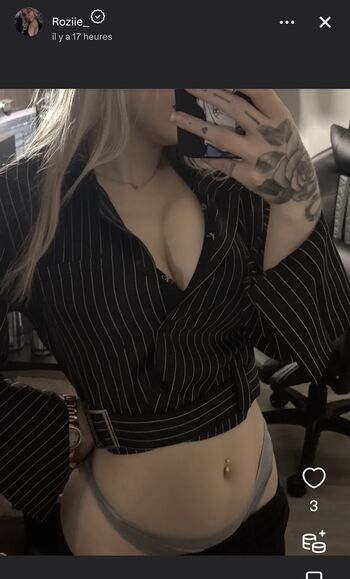 Full leaked Rozieofficial private onlyfans photo