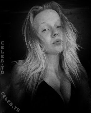 Full leaked Ryumeike private onlyfans photo