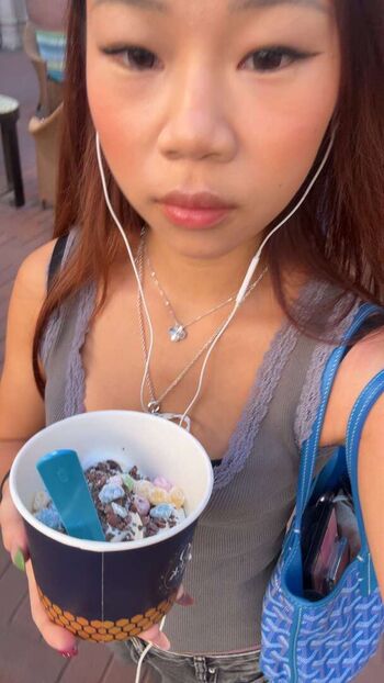 Full leaked Sa nguyenn private onlyfans photo