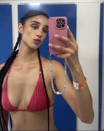 Full leaked Saana mirzaie private onlyfans photo