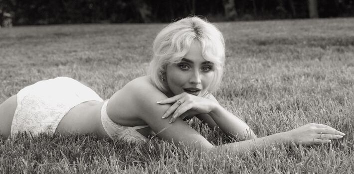 Full leaked Sabrina carpenter page private onlyfans photo