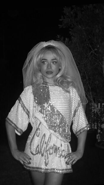 Full leaked Sabrina carpenter  page private onlyfans photo