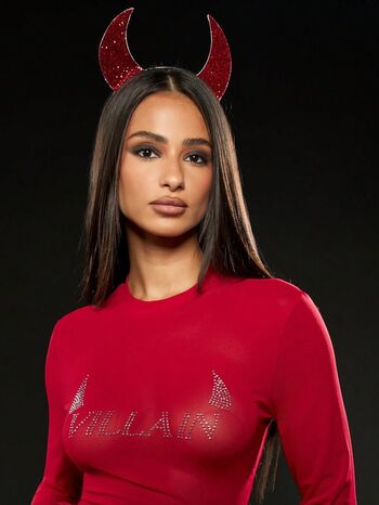 Sabrina Khouiel / Sabrinak______