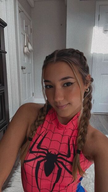 Full leaked Sabsthesav private onlyfans photo