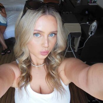 Full leaked Sacha ross page private onlyfans photo