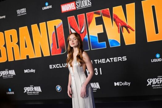 Full leaked Sadie sink page private onlyfans photo