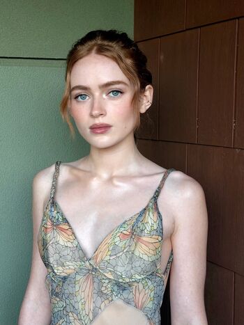 Full leaked Sadie sink page private onlyfans photo