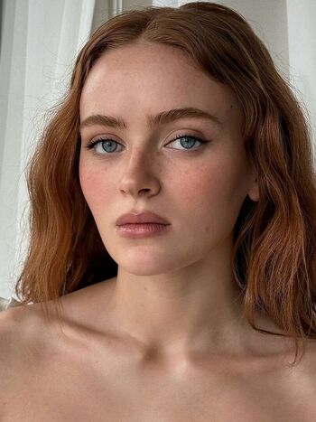 sadiesink_