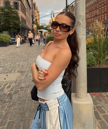 Full leaked Saffron barker private onlyfans photo
