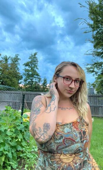 Full leaked Sage grey page private onlyfans photo