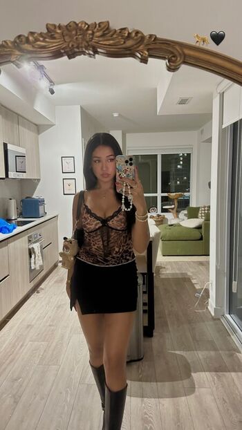 Full leaked Saharrooo private onlyfans photo