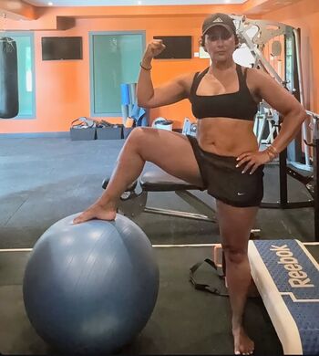 Full leaked Saira khan page private onlyfans photo