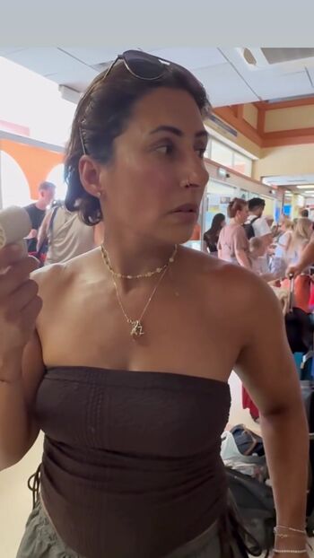 Full leaked Saira khan page private onlyfans photo