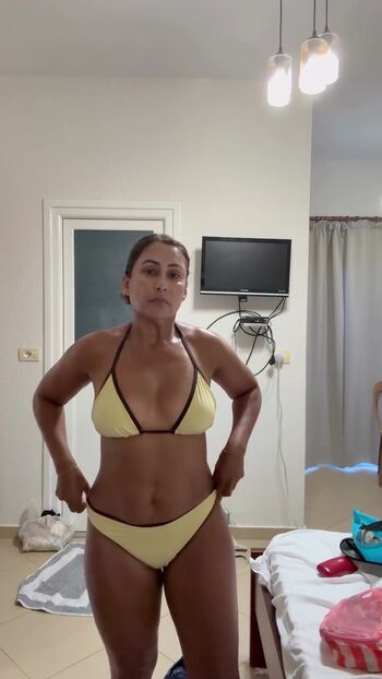 Full leaked Saira khan page private onlyfans photo