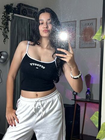 Full leaked Sakshi pandey page private onlyfans photo