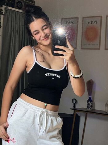 Full leaked Sakshi pandey page private onlyfans photo