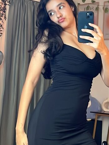 Full leaked Sakshi pandey page private onlyfans photo