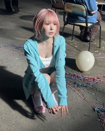 Full leaked Sakura miyawaki private onlyfans photo